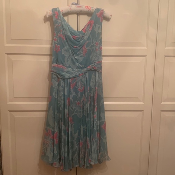 Lovely Anthropologie Odille dress in greens and pinks, size 4 - Picture 1 of 7